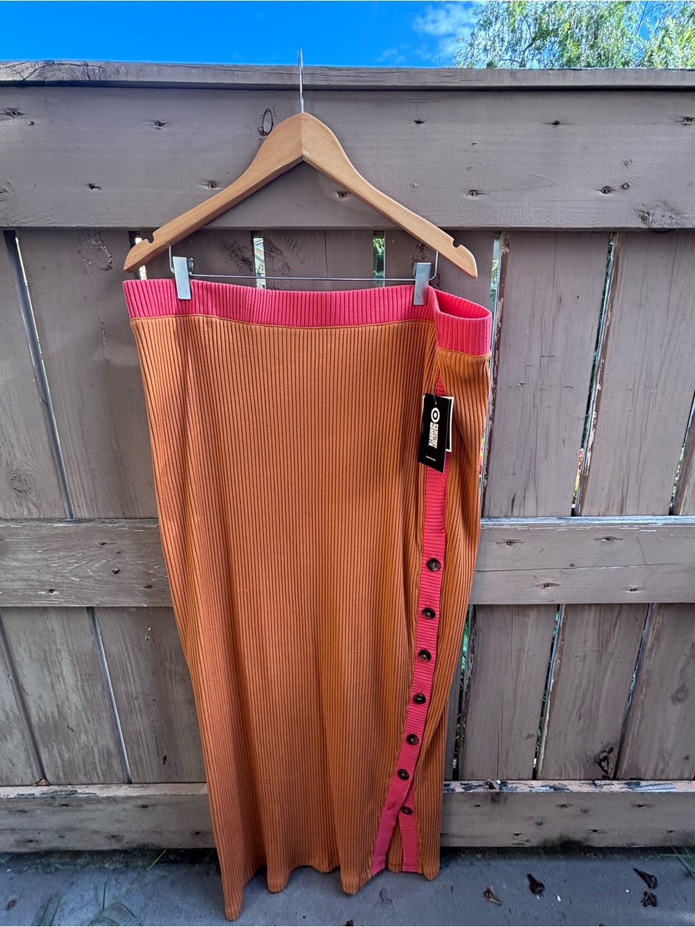 🎉NWT🎉 Ribbed Maxi Skirt in Rust with Pink Trim